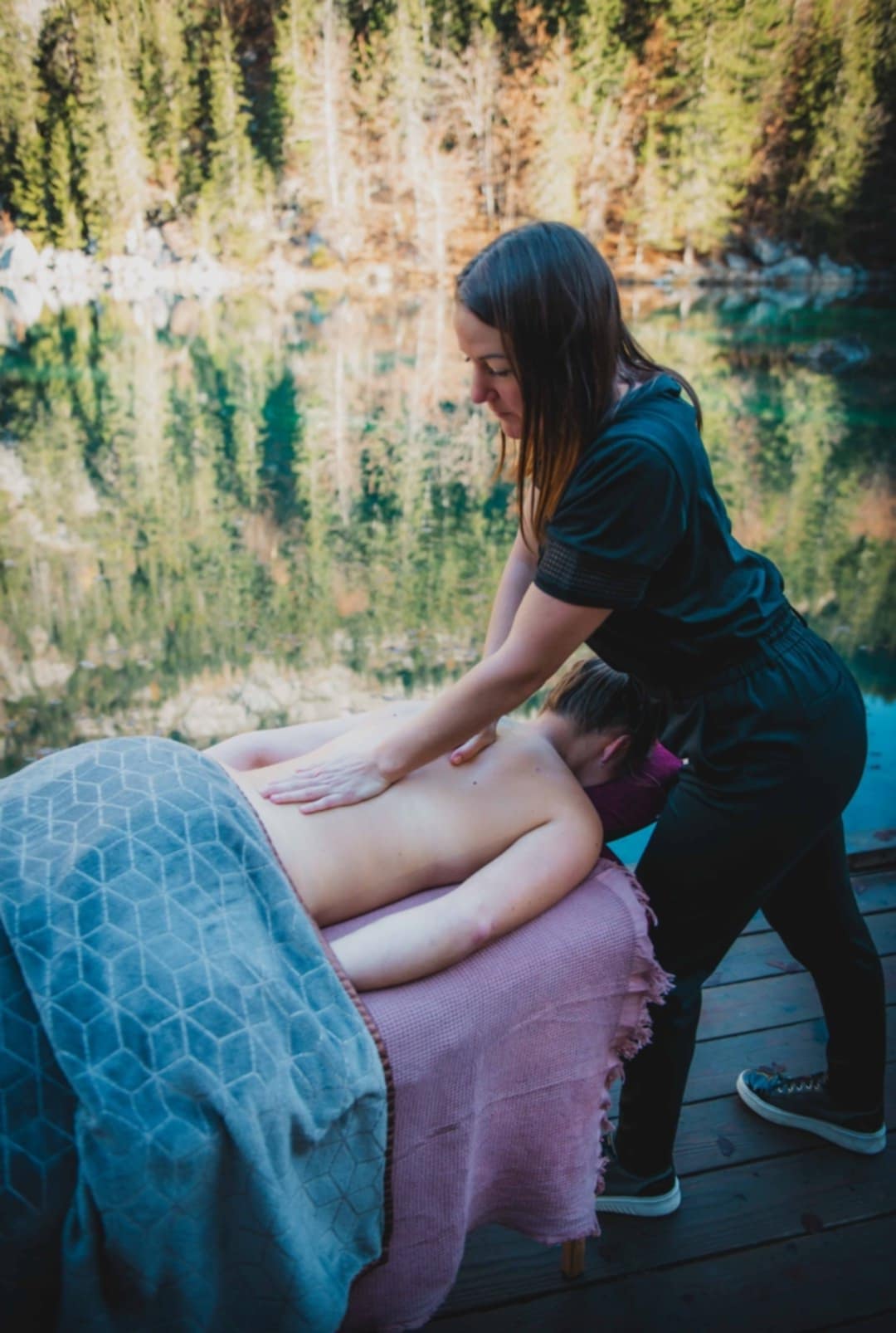 Les Massage Corps Profonds